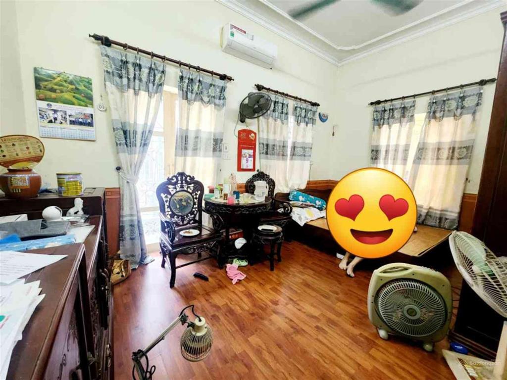 Bán nhà riêng ngõ 82 yên lãng, diện tích 50m2, 4 tầng, mặt tiền 7,7m, giá 9,2 tỷ