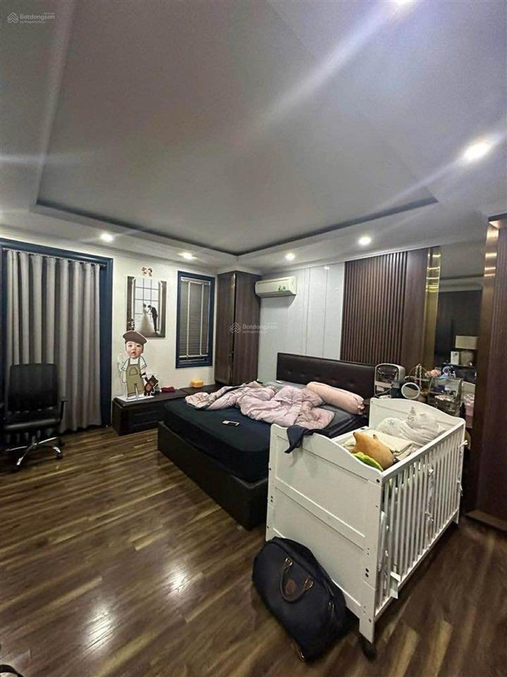 Bán nhà riêng phố nguyễn đình thi  mặt tiền 10m  vị trí đẹp nhất phố  73 tỷ