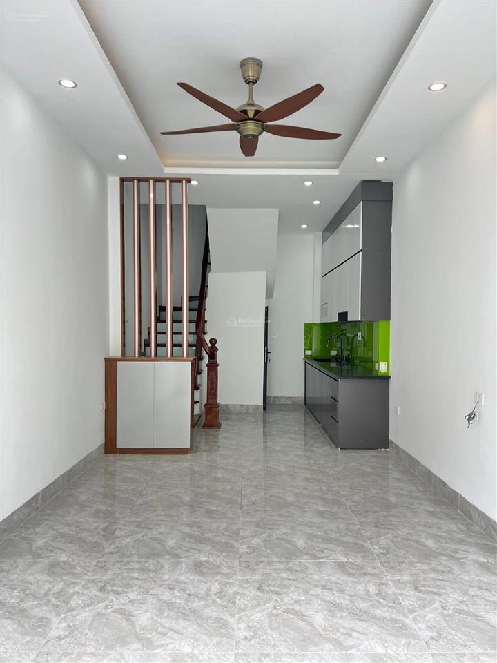 Nhà mới, vị trí đẹp, không lỗi lầm gì giá rẻ nhất vân canh mua chậm thì hết, 31m, 5 tầng