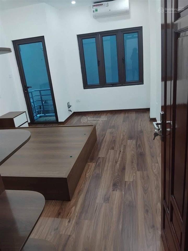 Nhà dân xây vân canh, 40m, 4 tầng chủ đang cần tiền nên khách trả giá thiện chí là bán