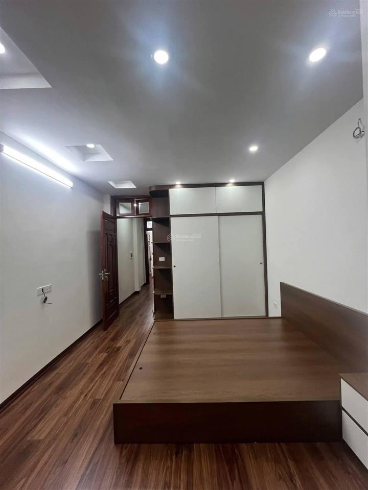 Nhà dân xây vân canh, 40m, 4 tầng chủ đang cần tiền nên khách trả giá thiện chí là bán