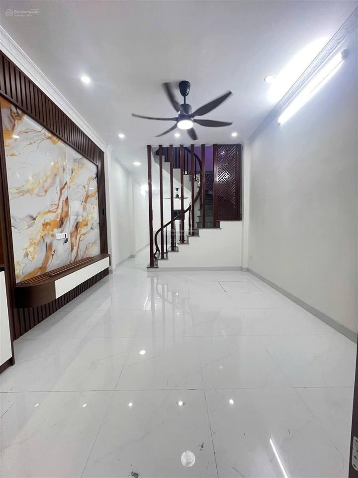 Nhà dân xây vân canh, 40m, 4 tầng chủ đang cần tiền nên khách trả giá thiện chí là bán