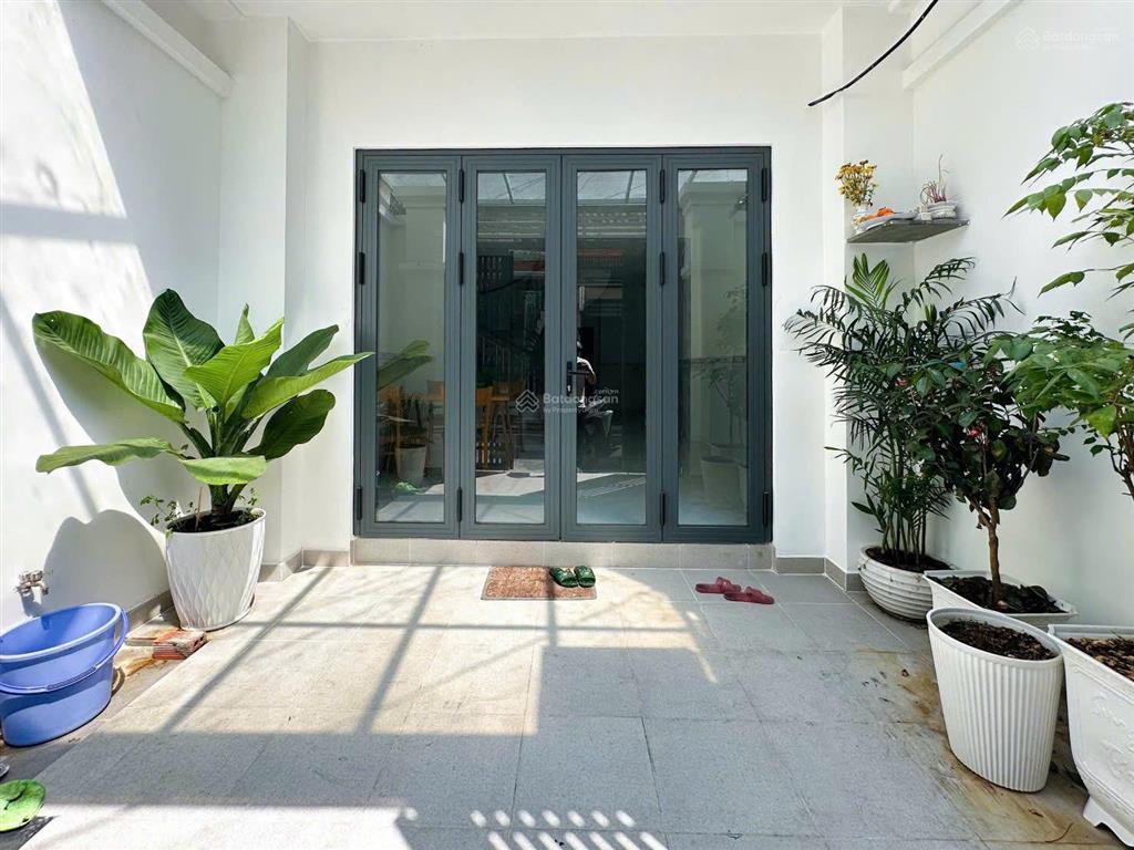 Cho thuê nhà riêng 4pn, 3wc, 100m2 tại phan văn sửu, p 13, q.tân bình, giá siêu hời 16 triệu vnd