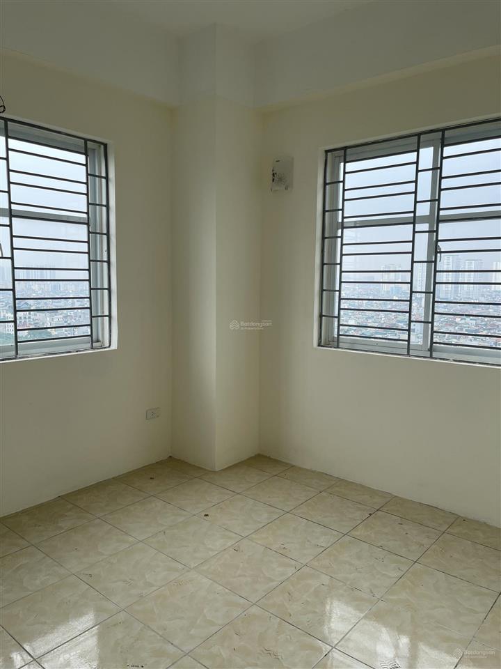 Bán cc 2pn, 1wc tại khu di dân đền lừ iii, 3,5 tỷ, 50m2 hot!