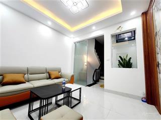 Đẹp nhất bình minh, 40m, 4 tầng, căn góc, oto đỗ cửa, giá nhỉnh 4 tỷ.