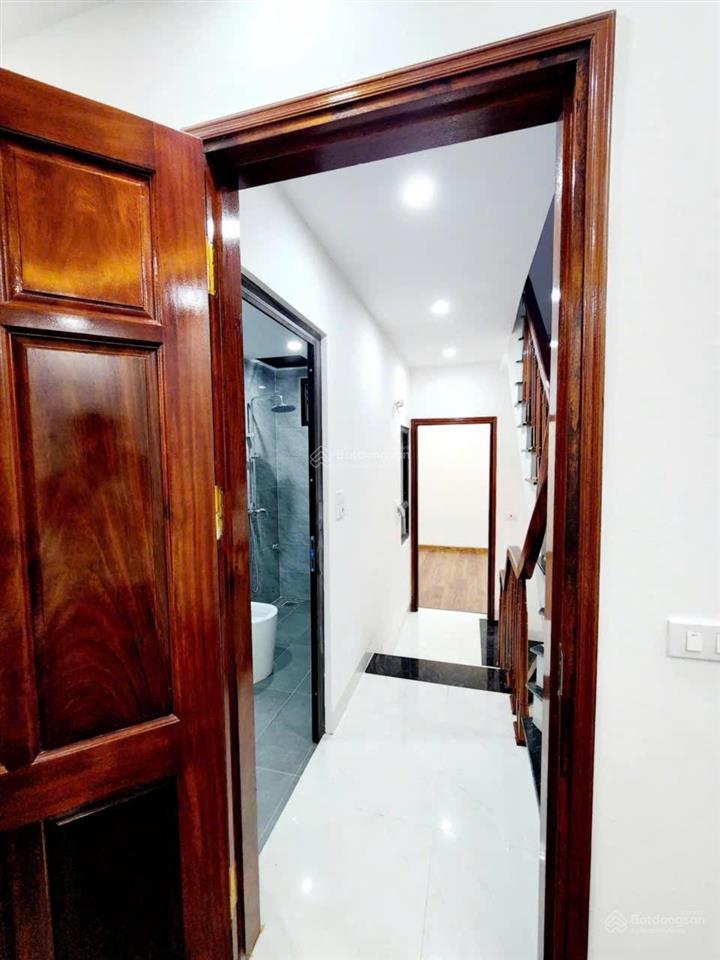 Đẹp nhất bình minh, 40m, 4 tầng, căn góc, oto đỗ cửa, giá nhỉnh 4 tỷ.