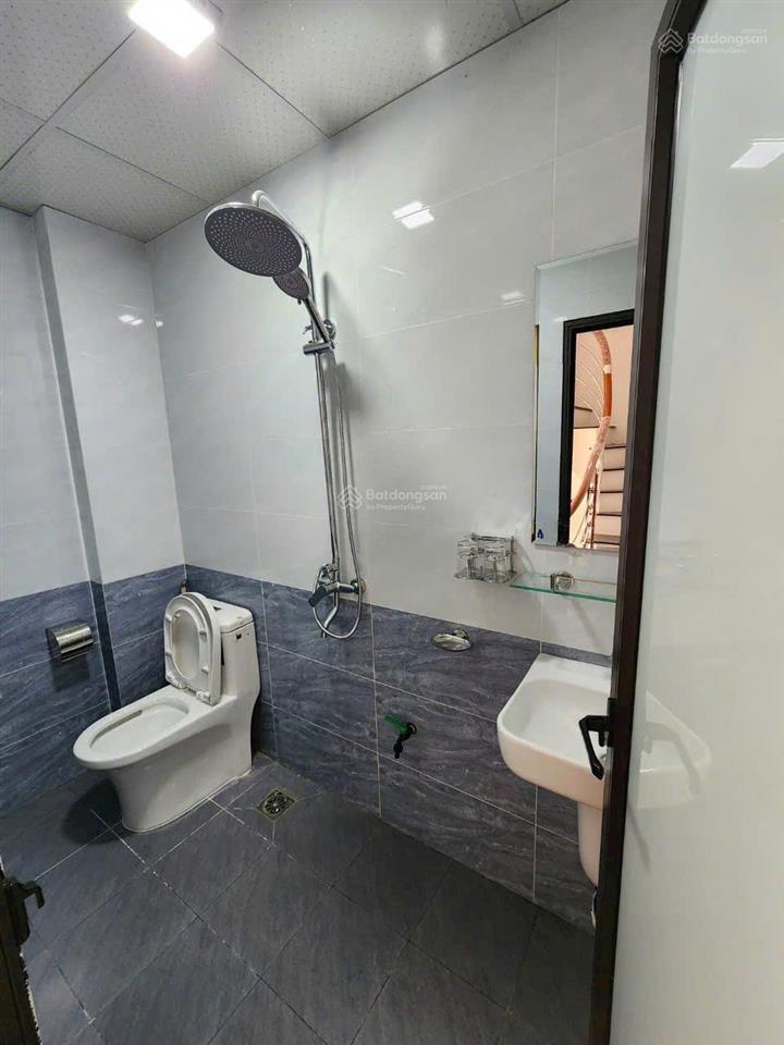 Gấp! chủ cần bán nhà 4 tầng bình minh giá chỉ 4.0** tỷ