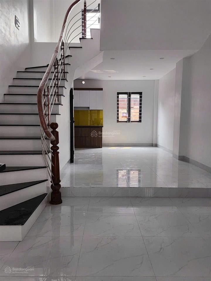 Gấp! chủ cần bán nhà 4 tầng bình minh giá chỉ 4.0** tỷ