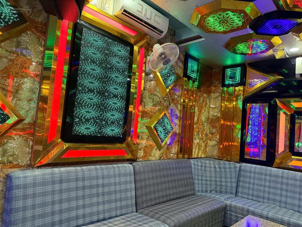 Cho thuê quán karaoke 1000m2, giá siêu hời tại f18f19, văn tiến dũng, tân an, đắk lắk