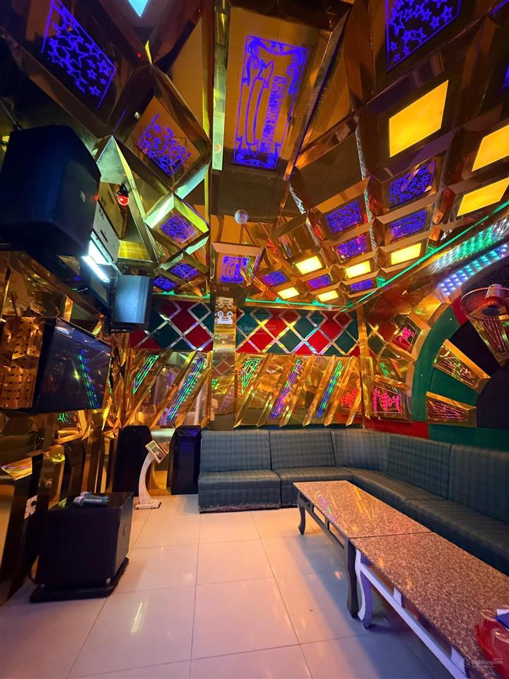 Cho thuê quán karaoke 1000m2, giá siêu hời tại f18f19, văn tiến dũng, tân an, đắk lắk