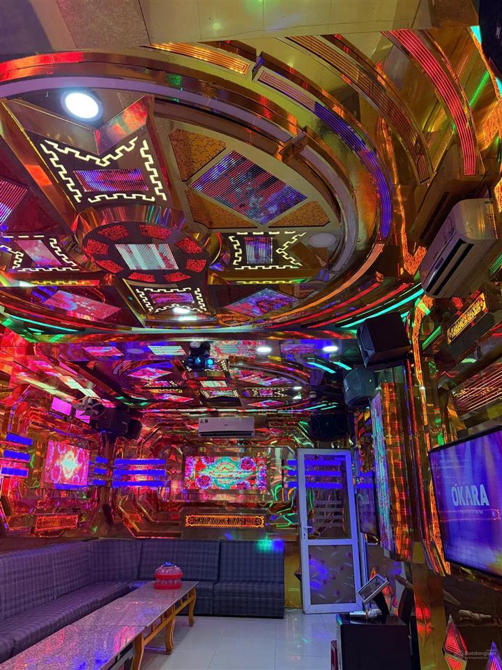 Cho thuê quán karaoke 1000m2, giá siêu hời tại f18f19, văn tiến dũng, tân an, đắk lắk