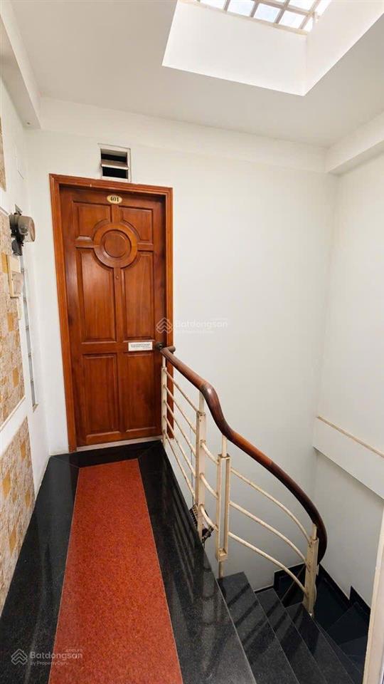 Nguyễn thị minh khai quận 1 nhà 5 tầng dt 3,1x12,2m giá 13,6 tỷ.