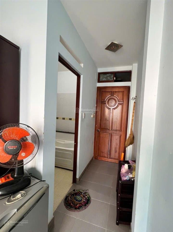 Nguyễn thị minh khai quận 1 nhà 5 tầng dt 3,1x12,2m giá 13,6 tỷ.