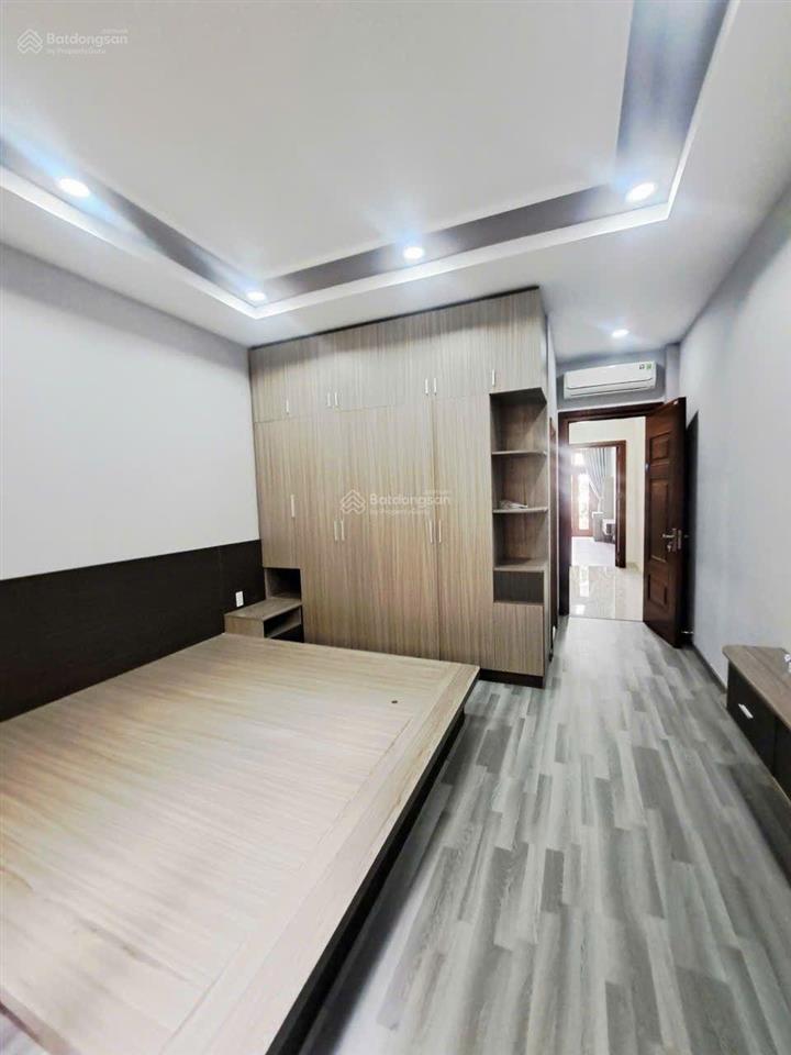 Thoại ngọc hầu tân phú nhà 6 tầng dt 4x17m giá 11,6 tỷ.