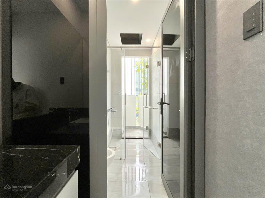 Căn hộ 1pn  ban công  máy giặt riêng  gần công viên lê thị riêng  tòa nhà viettel, vòng xoay