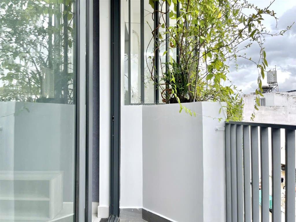 Căn hộ 1pn  ban công  máy giặt riêng  gần công viên lê thị riêng  tòa nhà viettel, vòng xoay