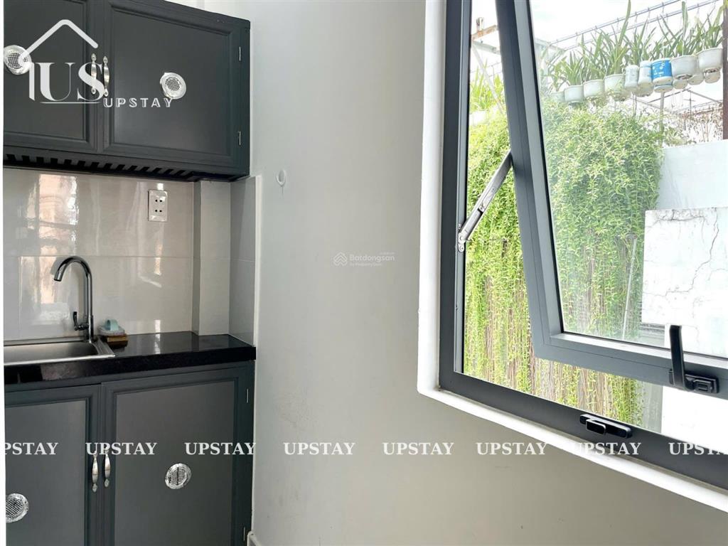 Căn hộ studio thiết kế có gu  ban công giữa trục sư vạn hạnh, tô hiế thành, toà nhà viettel