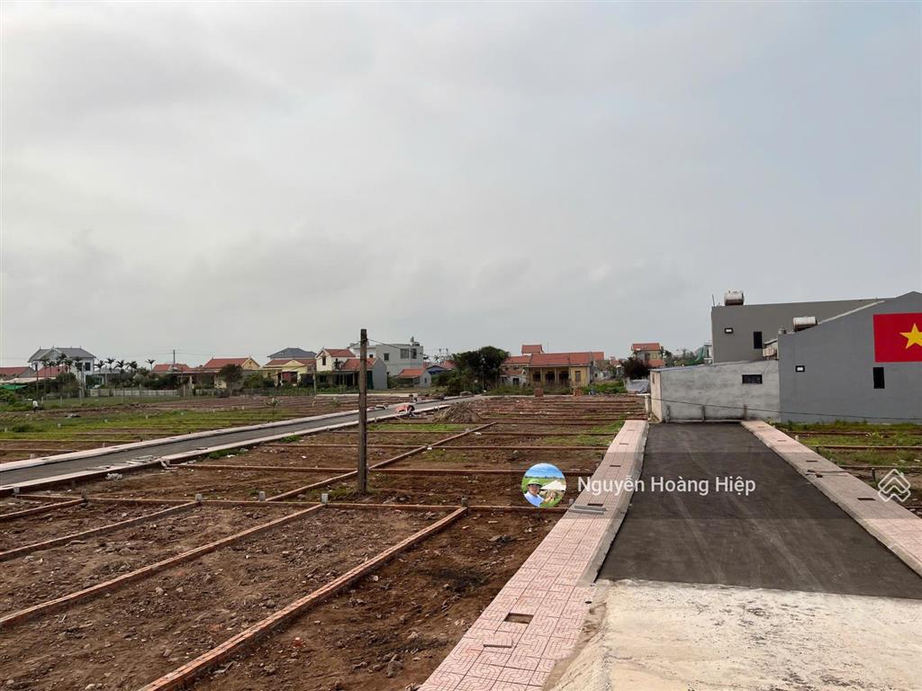 Á hậu hải xuân 100m2 mặt tiền 5m cách biển 3 bước chân.  0968 141 ***