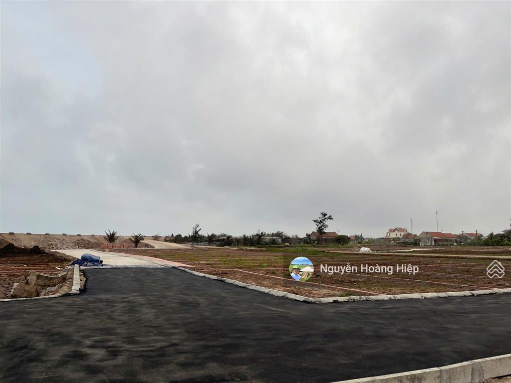 Hoa hậu hải xuân, lô góc 96m2, 2 mặt đường ô tô tránh cách bãi tắm biển 35m.  0968 141 ***