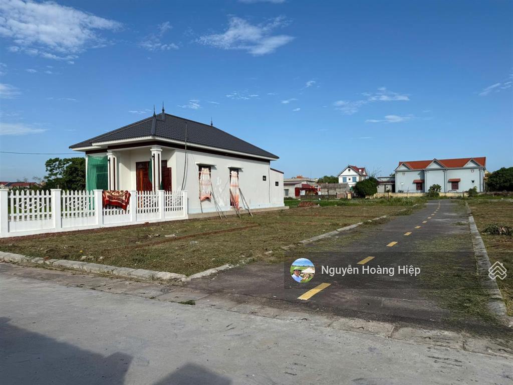 Bán đất hải xuân hải hậu nam định 100m2 cạnh bãi tắm hải xuân, khu kinh tế ninh cơ chỉ 1.3 tỷ.
