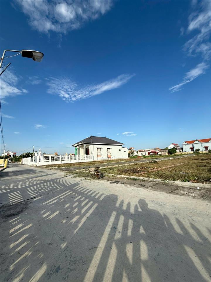 Bán cắt lỗ 135m2 đất biển quất lâm, giá tàu nhanh 12 triệu/m2. sđcc,  0968 141 ***