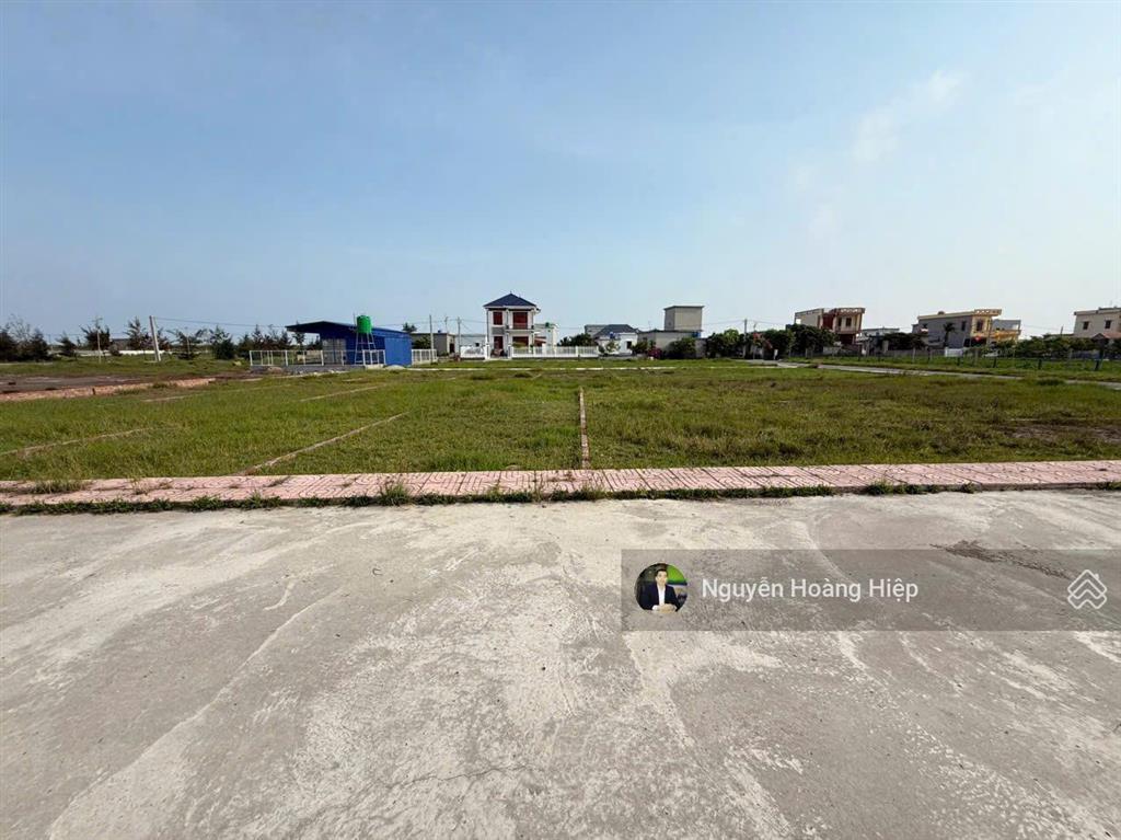 Bán 99m2 trục chính 10m biển quất lâm  nam định đi bộ ra bãi tắm, kcn vsip 1100ha, khu nghỉ dưỡng.