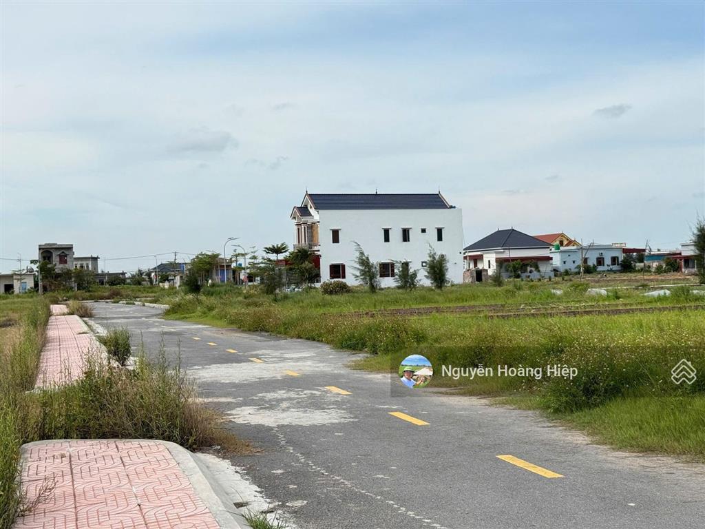 Bán 88m2 đất biển quất lâm (giao ninh) trục chính, giáp khu nghỉ dưỡng, kcn vsip 1100ha chỉ 1.45 tỷ