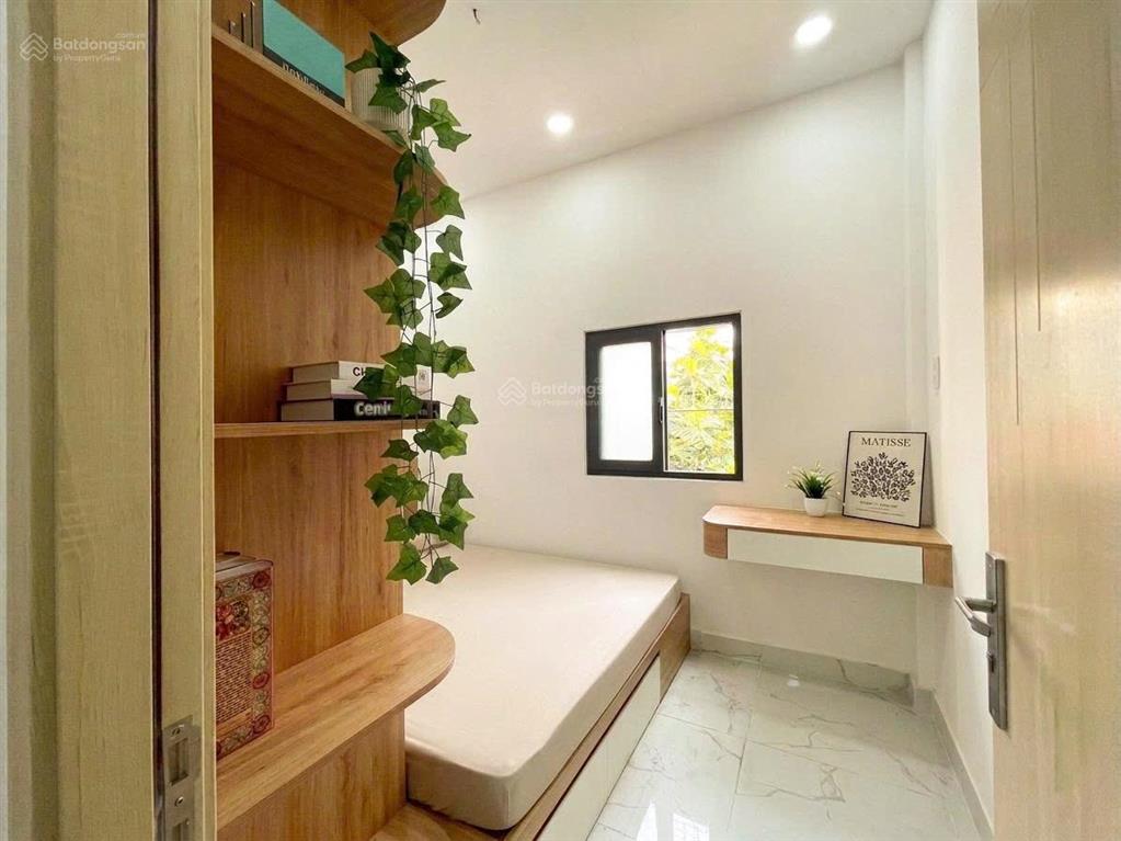 Cho thuê căn hộ dịch vụ  2pn (chdv) ngay khu tên lửa  full nội thất. giá 5tr2/tháng