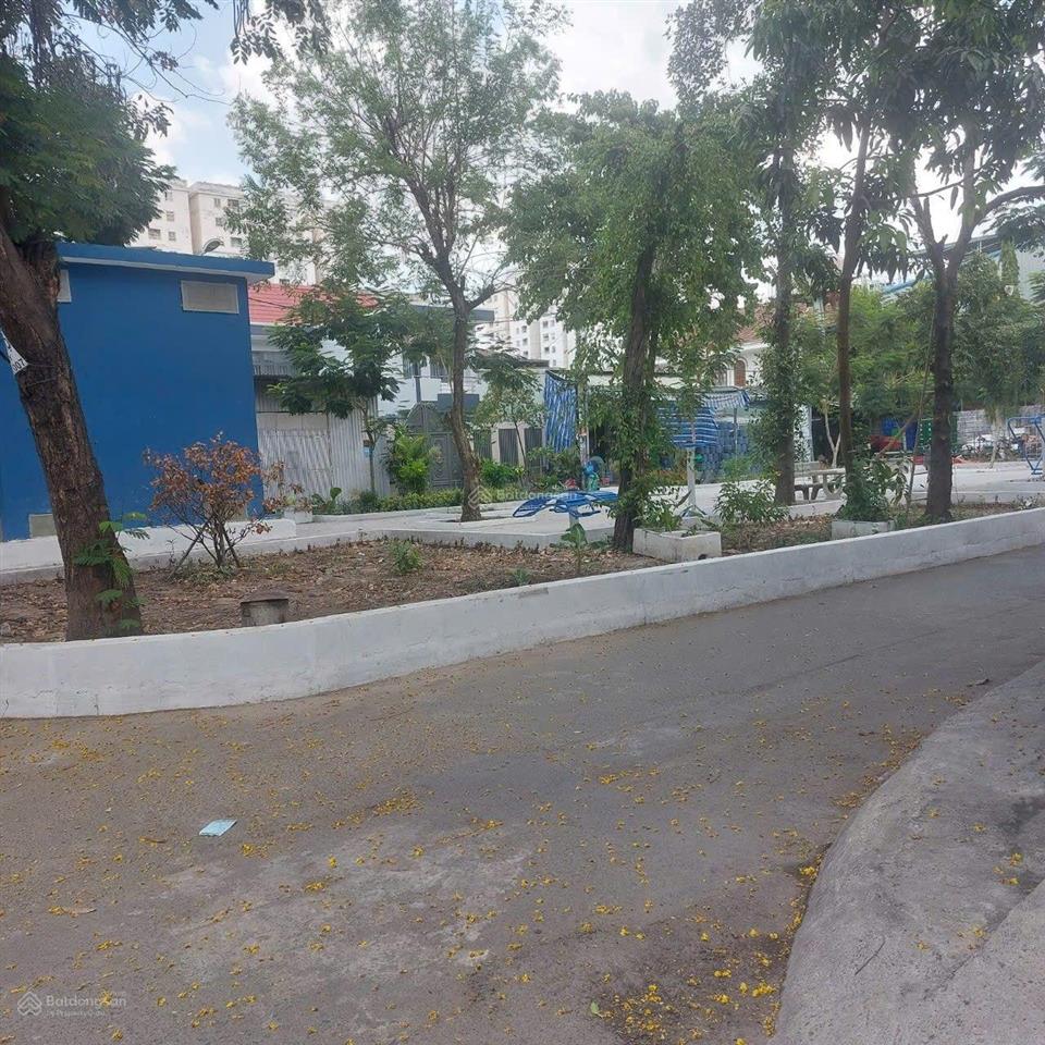Nhà 8x20m, 3 tầng, ô tô đỗ cửa kế công viên thuận kiều khu 38ha dương thị giang