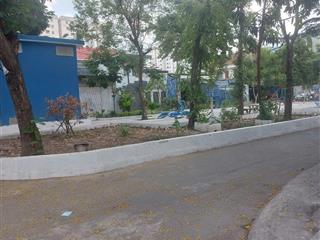 Nhà 8x20 ,3 tầng ,ôtô đỗ cửa kế công viên thuận kiều khu 38ha dương thị giang