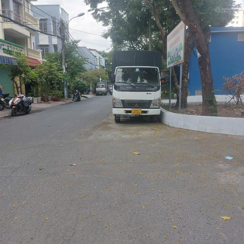 Nhà 8x20m, 3 tầng, ô tô đỗ cửa kế công viên thuận kiều khu 38ha dương thị giang