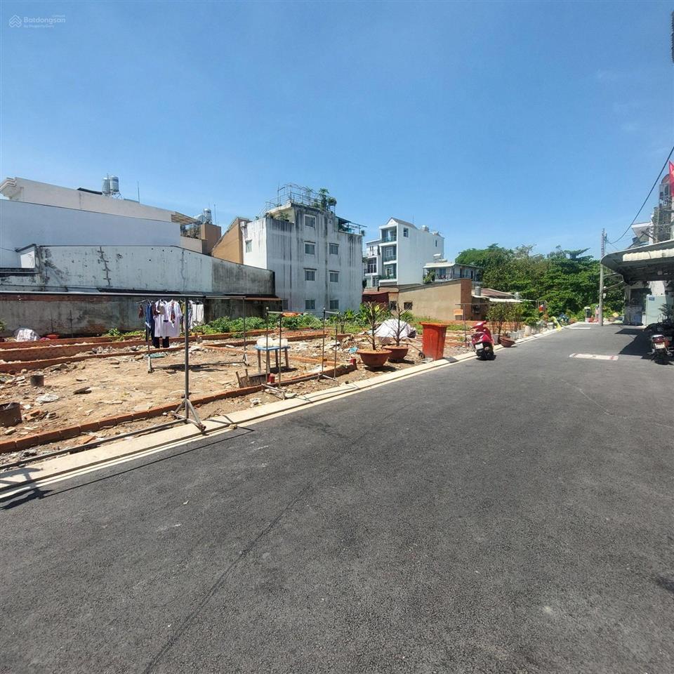 Đất khu phân lô lề đường sổ mới tinh 4x17m đường nhựa gần khu 38ha dthi giang