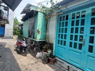Nhà 4,5x12m, nở hậu 4,8m, khu dân cư tiện ích, sổ hồng riêng