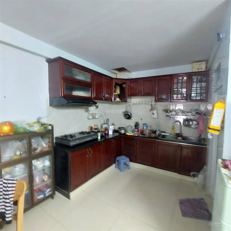 Nhà 8x11, 2 tầng, xây 2 căn riêng biệt, hẻm xe tải thông gần trường chinh cầu tham lương, lạc quang