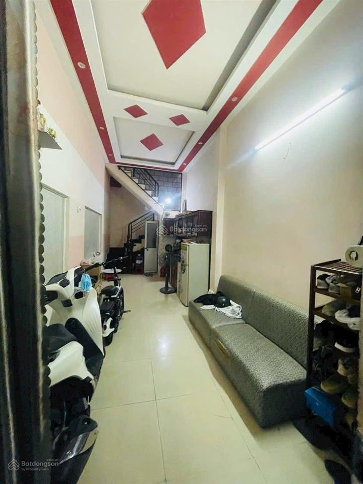 Nhà 4x20m, 2 tầng, gần chợ cây sộp nguyễn văn quá