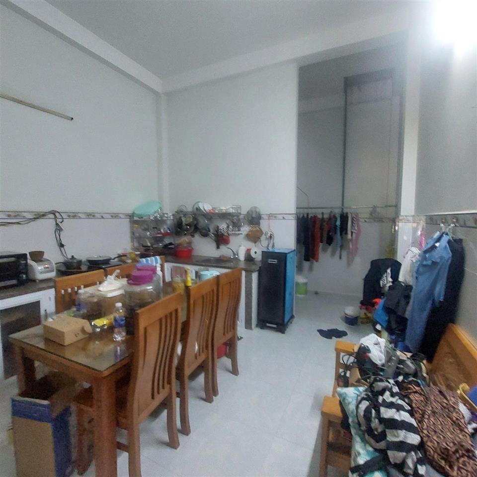 Nhà 4x15m, đường 6m thông, gần st aeon