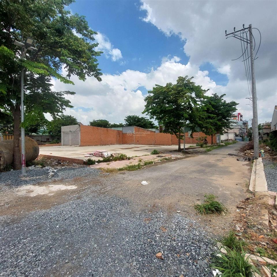 Đất full thổ cư 4x16m, đường 12m bờ kênh tham lương gần trường chinh, metro số 2