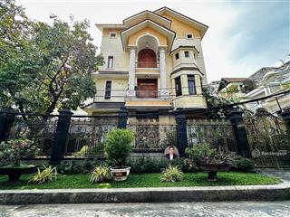 Bán siêu phẩm góc 2 mặt tiền compound trần não  dt 24x20m  trệt 3 tầng thang máy  giá 62 tỷ