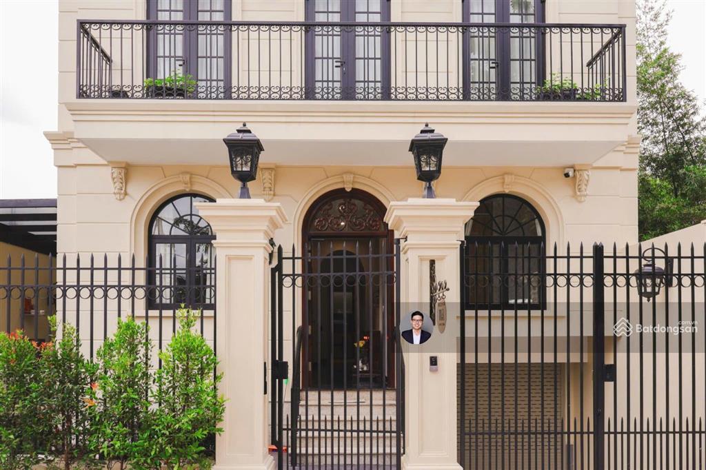 Bán nhà siêu phẩm mặt tiền làng báo chí  thảo điền  dt 10x11m  4 tầng mới toanh  giá 26,5 tỷ