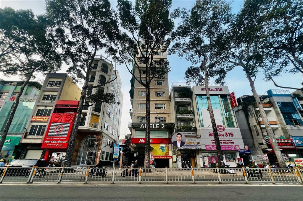 Tin thật siêu vị trí đẹp mặt tiền trần hưng đạo  dt 8x20m  5 tầng  hđt 200 tr/th  giá 95 tỷ tl