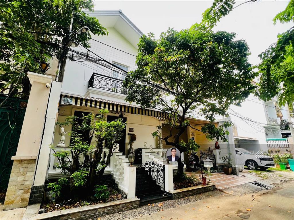Bán biệt thự siêu phẩm khu compound trần não  an khánh  dt 10.5x19.5m  xd hầm 4 tầng  giá 35 tỷ