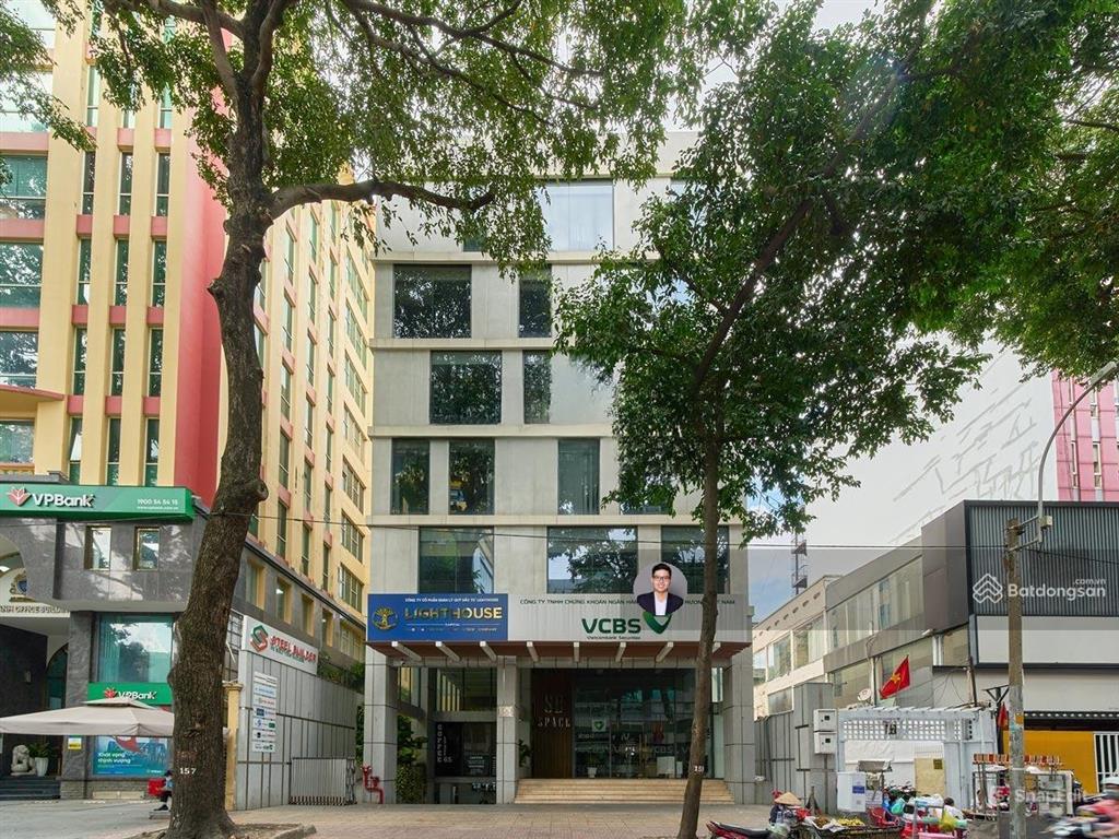 Bán tòa nhà ngay mặt tiền cách mạng tháng tám  dt 8x25m  hầm 5 tầng  hđt 270 tr/th  giá 70 tỷ