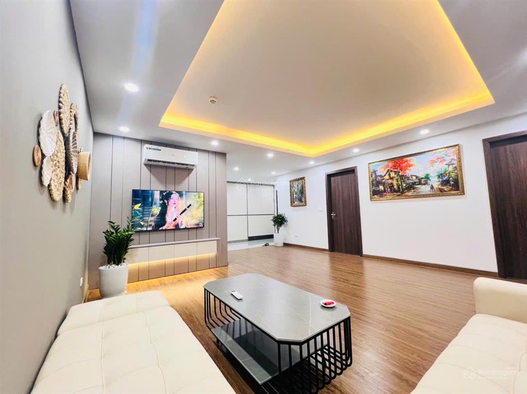 Bán căn hộ chung cư 2pn + 2wc, 65m2, giá 6,4 tỷ tại handi resco lê văn lương  0971 864 ***