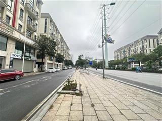 Cho thuê nhà mặt phố him lam vạn phúc 7 tầng thang máy, làm văn phòng, showroom