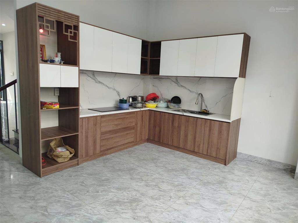 Cho thuê shophouse 1 trệt 2 lầu giá chỉ 14 triệu tháng