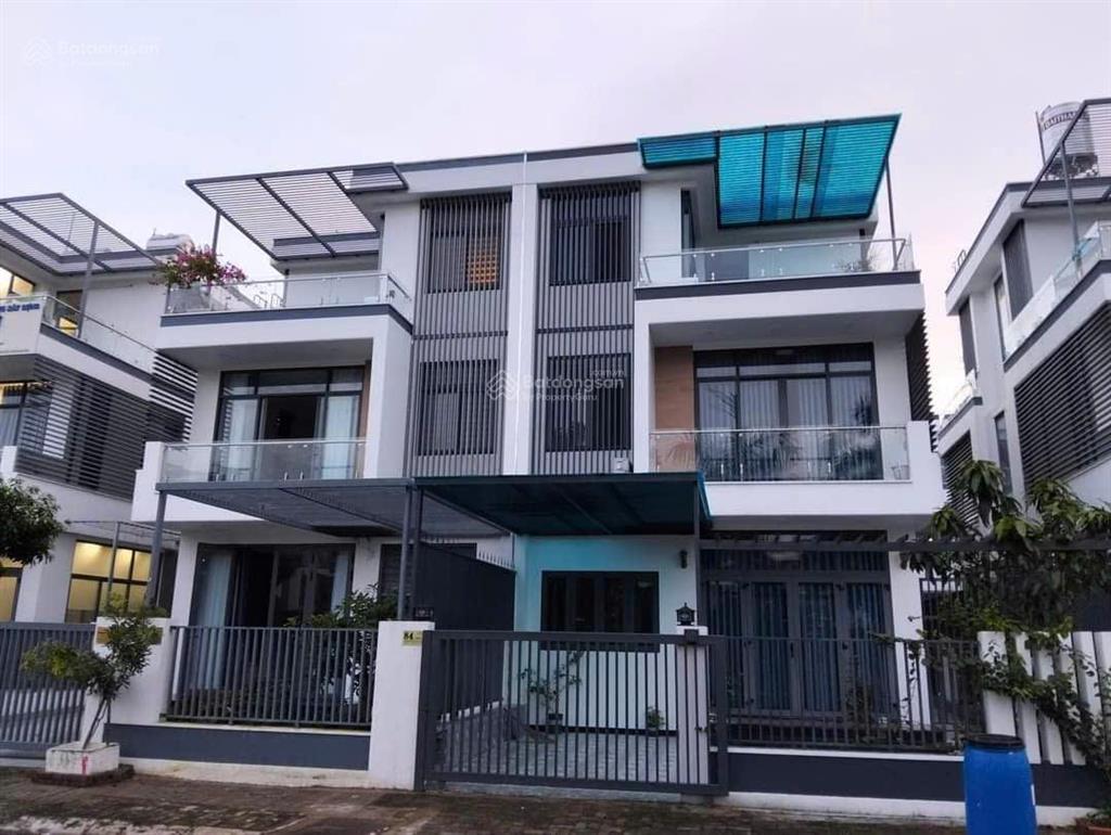 Cần tiền gia đình bán gấp biệt thự giá rẻ