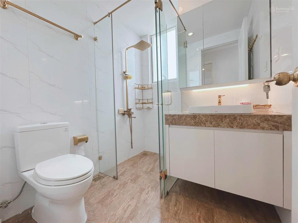 Sunrise city view, 25 triệu/th, 138 m2, 3pn, 2wc, full nội thất sẵn key xem nhà