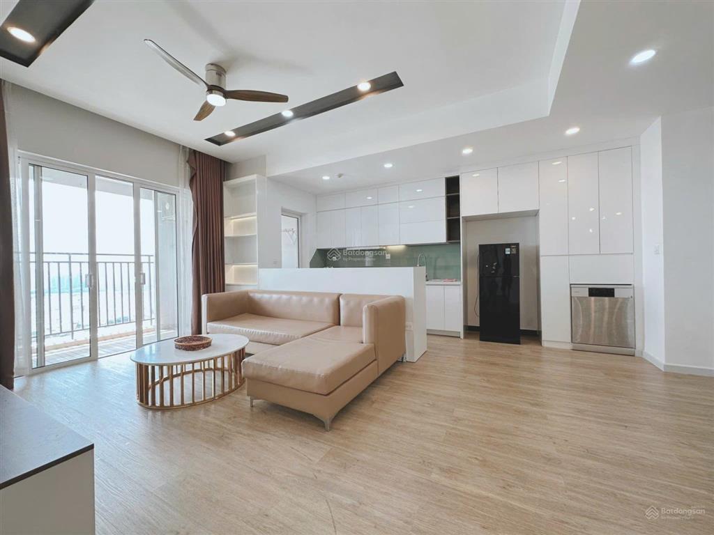 Kẹt bank cần bán sunrise city, tk 129m2 3pn 2wc full nội thất