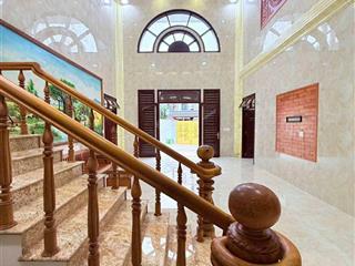 Chỉ với 21.68 tỷ sở hữu ngay biệt thự mặt tiền có 102 chơn tâm 9, ngay trung tâm liên chiểu