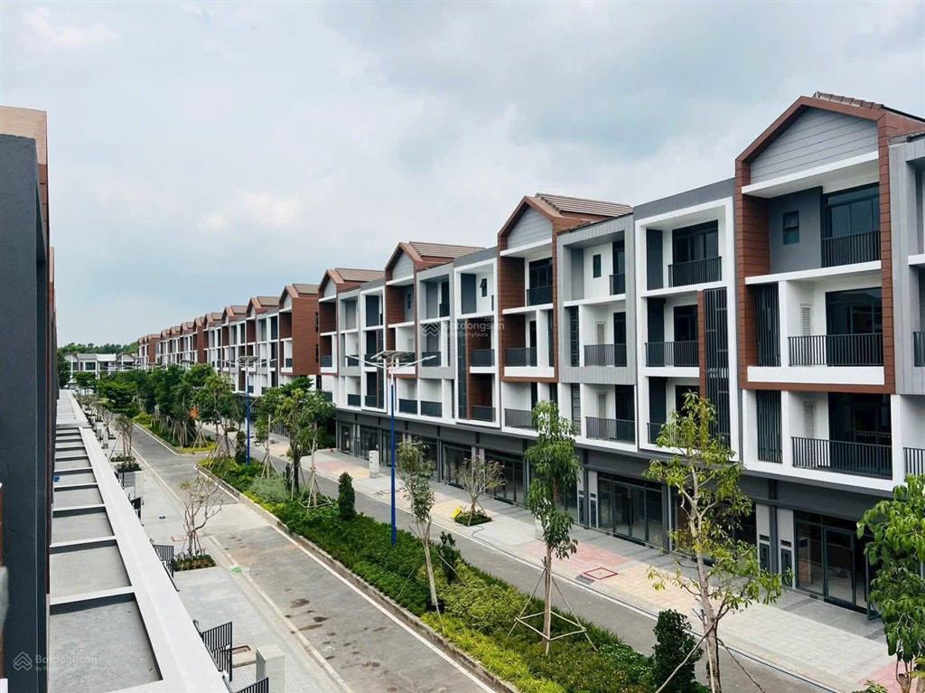 Mua nhà phố không áp lực tài chính, trả chậm 5 năm, cách metro 300m